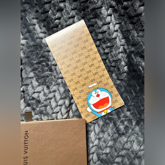 Gucci - Picture 2 of 10